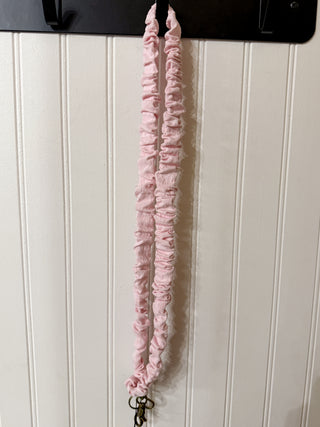 ANDI | Scrunchie Lanyard